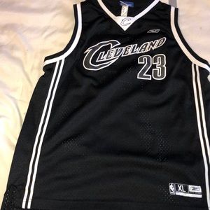 Cavs jersey